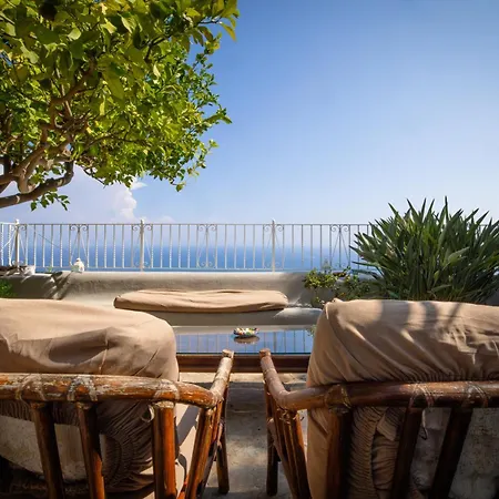 Villa Pina *